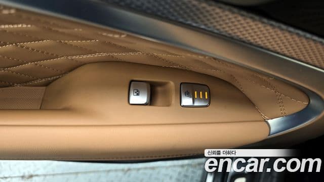 Genesis The / новый New G70 슈팅브레이크, 2023 17