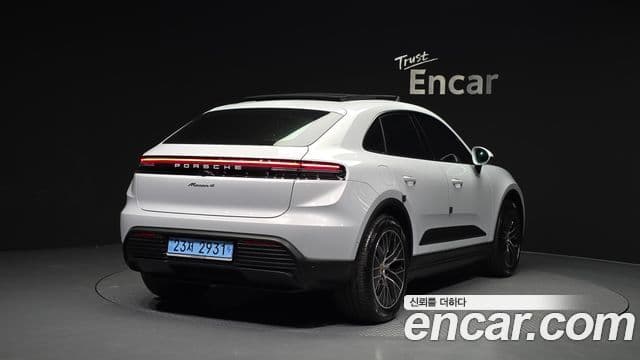 Porsche Macan EV 4S, 2025 2