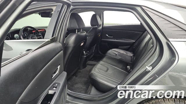 Hyundai Avante (CN7) Inspiration, 2023 13