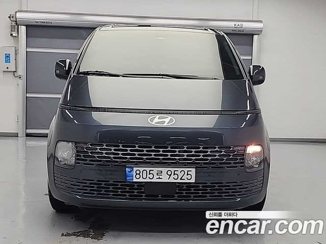Hyundai Staria Modern, 2025 2