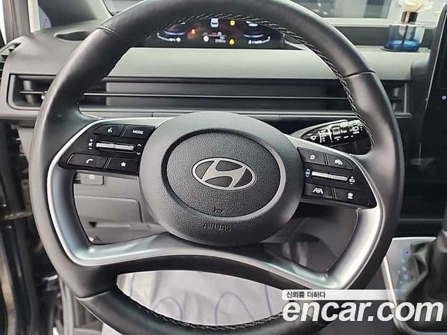 Hyundai Staria Modern, 2025 9