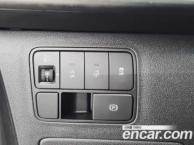 Hyundai Staria Modern, 2025 17