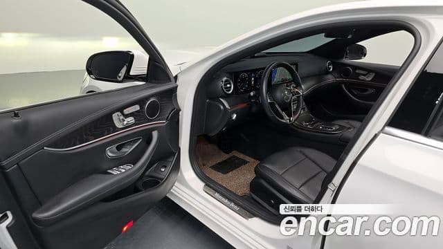 Mercedes-Benz E-класс W213 AMG Line, 2023 10