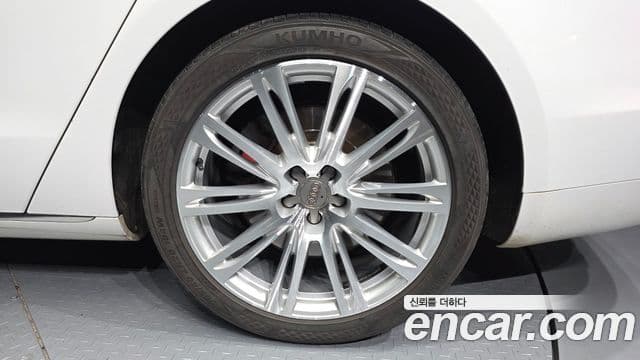 Audi New A8 D4, 2012 все фото