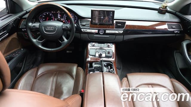 Audi New A8 D4, 2012 7