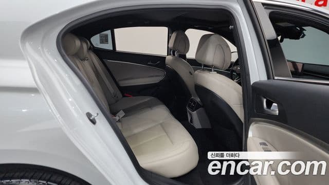 Genesis The / новый New G70 슈팅브레이크, 2023 12