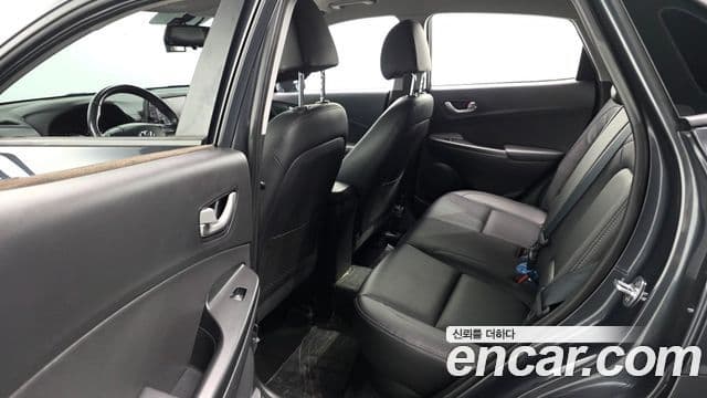 Hyundai Kona Modern Art, 2018 12