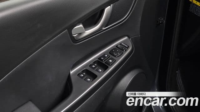 Hyundai Kona Modern Art, 2018 17