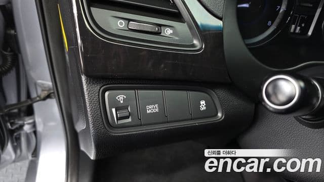 Hyundai Grandeur HG HG240 Modern Collection, 2017 14