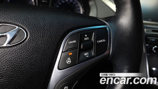 Hyundai Grandeur HG HG240 Modern Collection, 2017 20