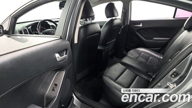 Kia The / новый New K3 Trendy, 2018 12