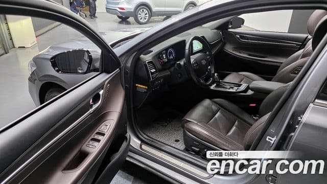 Hyundai Grandeur IG Exclusive Special, 2018 10