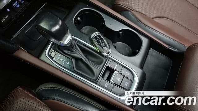 Hyundai Santa Fe TM Inspiration, 2019 9