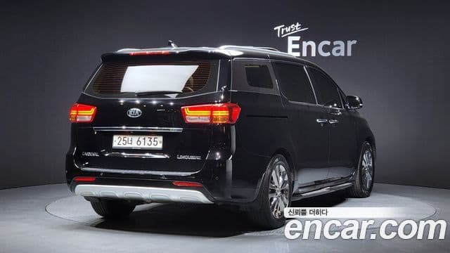 Kia All New Carnival VIP, 2017 2