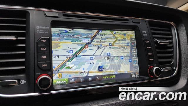 Kia All New Carnival VIP, 2017 16