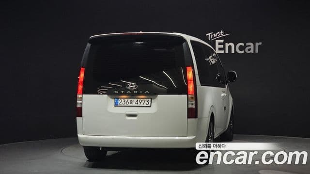 Hyundai Staria Modern, 2024 4