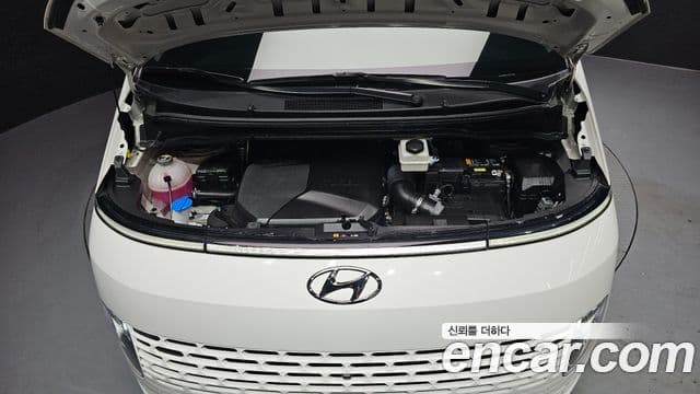 Hyundai Staria Modern, 2024 6