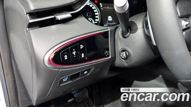 Genesis GV70, 2024 17