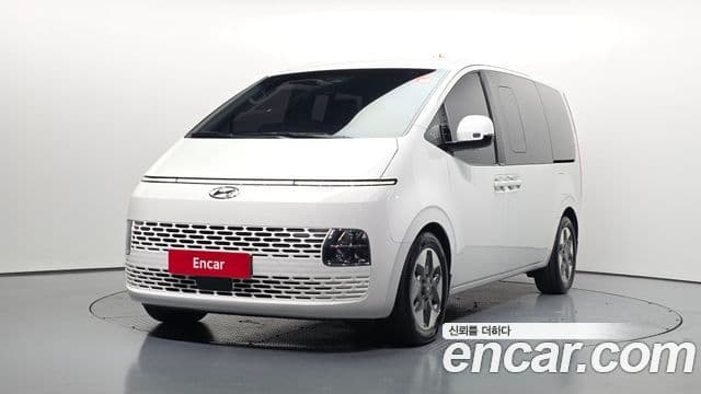 Hyundai Staria Modern, 2022 1