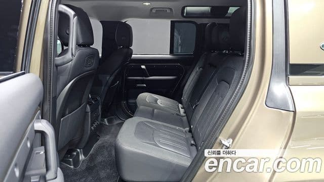 Land Rover Defender (L663) 110 D240 S, 2020 12