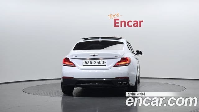 Genesis G70 Elite, 2019 4