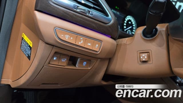 Genesis G90 Premium Luxury, 2021 14