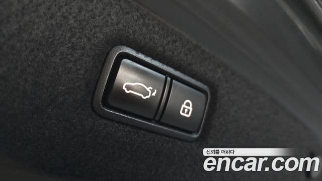 Genesis G90 Premium Luxury, 2021 20