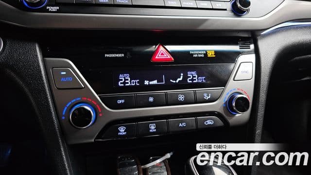 Hyundai Avante AD 1.6 GDI Smart, 2016 16