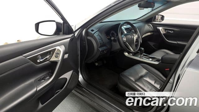 Nissan 알티마 L33, 2016 10