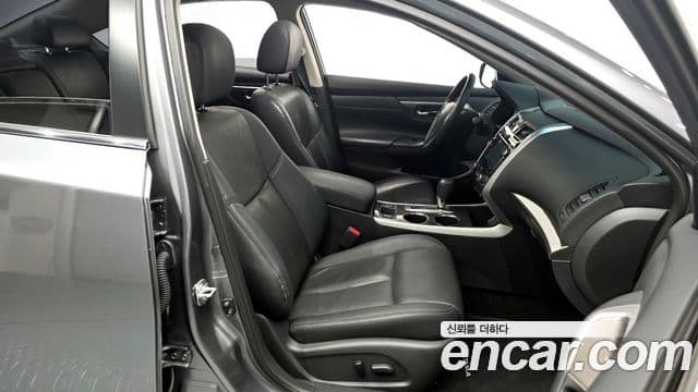 Nissan 알티마 L33, 2016 11