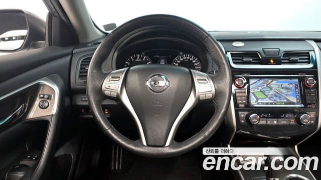 Nissan 알티마 L33, 2016 13