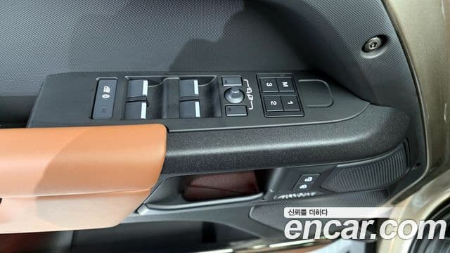 Land Rover Defender (L663) 110 P635 Octa, 2025 14