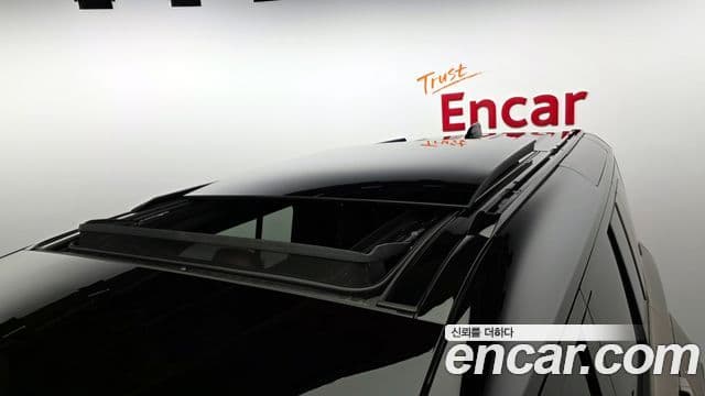 Land Rover Defender (L663) 110 P635 Octa, 2025 20