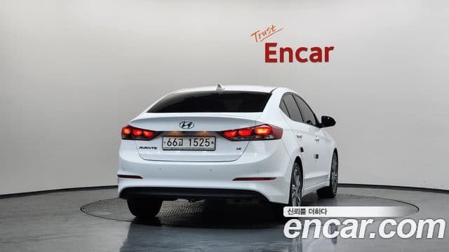 Hyundai Avante AD 1.6 GDI Value Plus, 2018 4