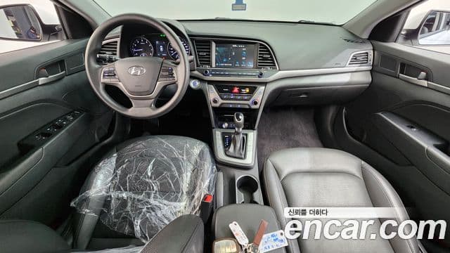 Hyundai Avante AD 1.6 GDI Value Plus, 2018 7