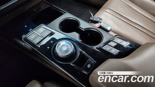 Kia K8 гибрид Noblesse, 2022 9