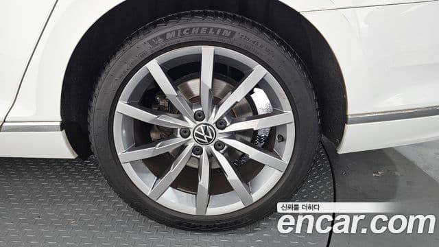 Volkswagen Passat GT(B8) Prestige, 2022 все фото