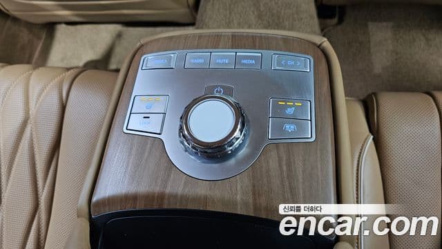 Genesis G80 (RG3) бензин 3.5 турбо AWD, 2025 19