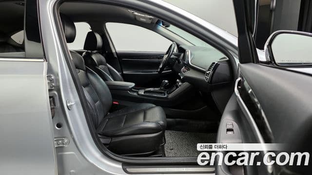 Hyundai Grandeur IG Standard, 2019 10