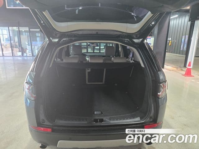 Land Rover Discovery Sport 2.0 TD4 SE, 2016 8