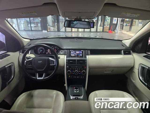 Land Rover Discovery Sport 2.0 TD4 SE, 2016 9