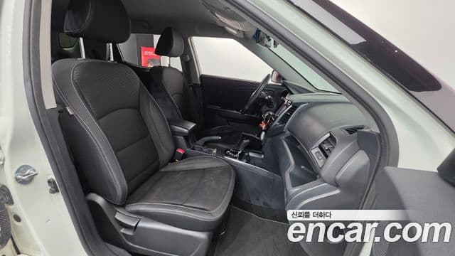 KG모빌리티(SsangYong) Tivoli Air дизель AX 2WD, 2016 10