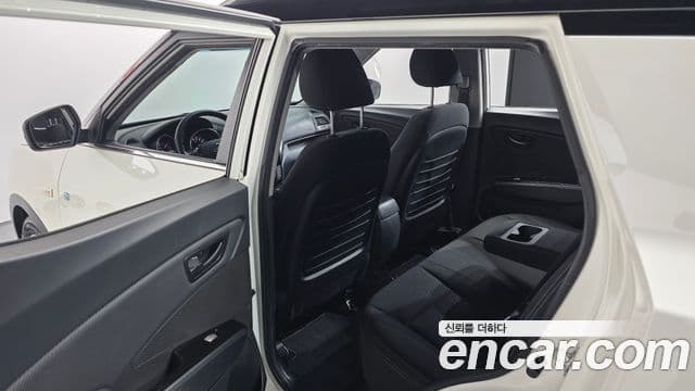 KG모빌리티(SsangYong) Tivoli Air дизель AX 2WD, 2016 18