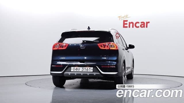 Kia Niro Prestige, 2017 4