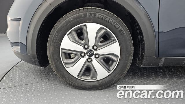 Kia Niro Prestige, 2017 все фото