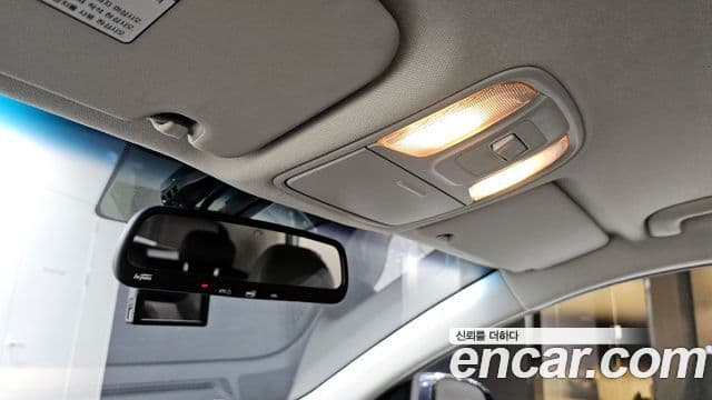 Kia Niro Prestige, 2017 18