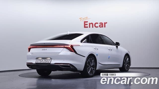 Kia K8 Signature, 2022 2