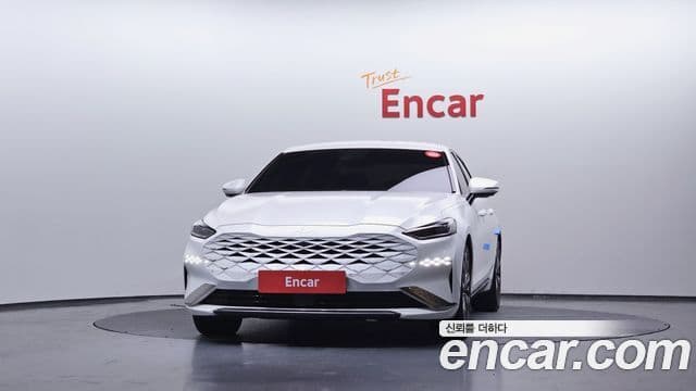 Kia K8 Signature, 2022 3