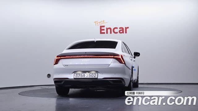 Kia K8 Signature, 2022 4