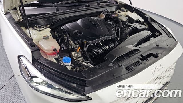 Kia K8 Signature, 2022 6